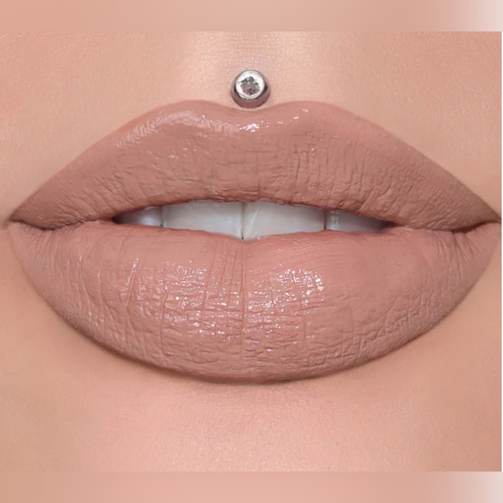 NWOT “Blow My Candles” - Jeffree Star Cosmetics Supreme Gloss